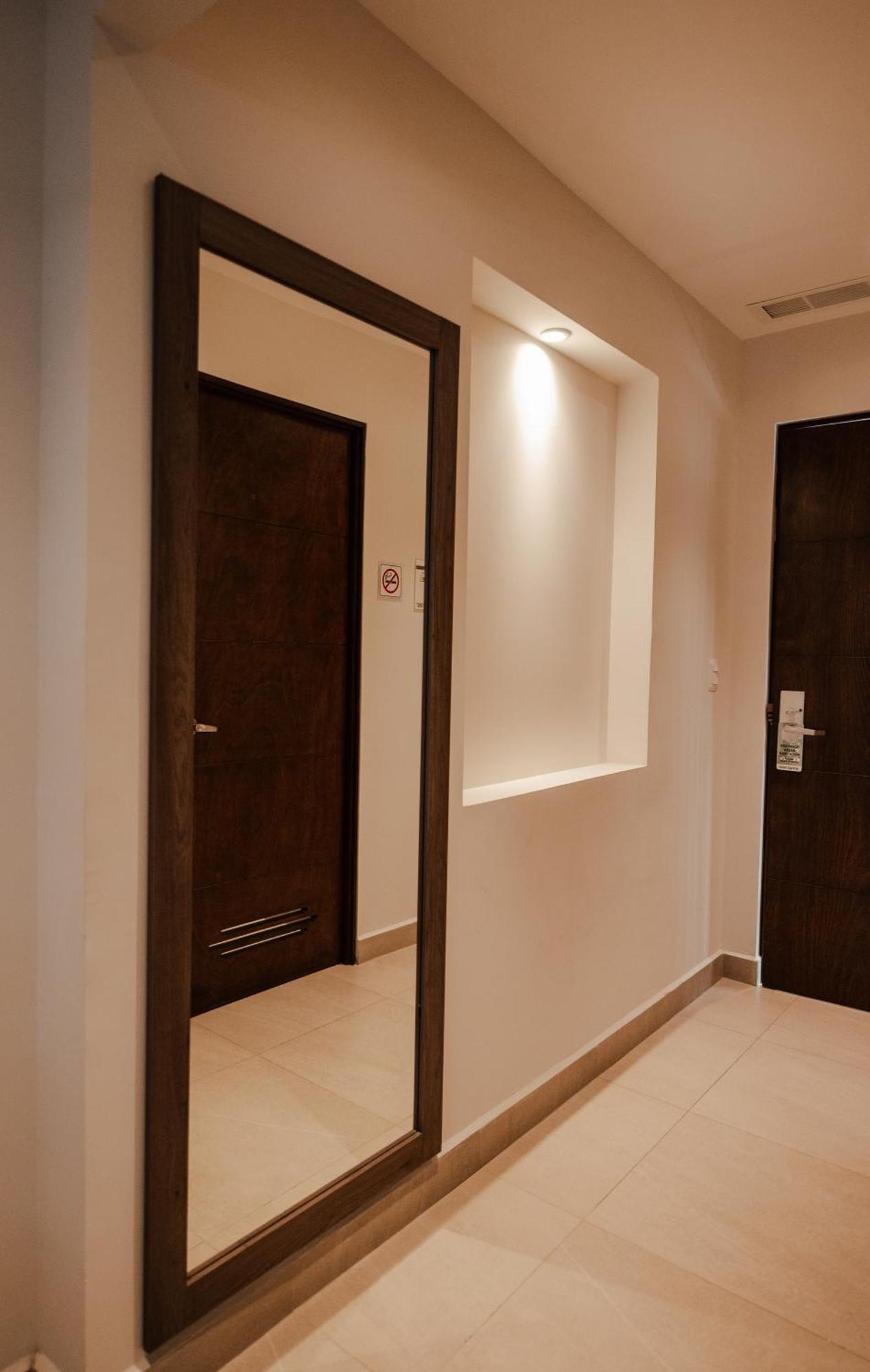 Hotel Centria Monterrey Extérieur photo
