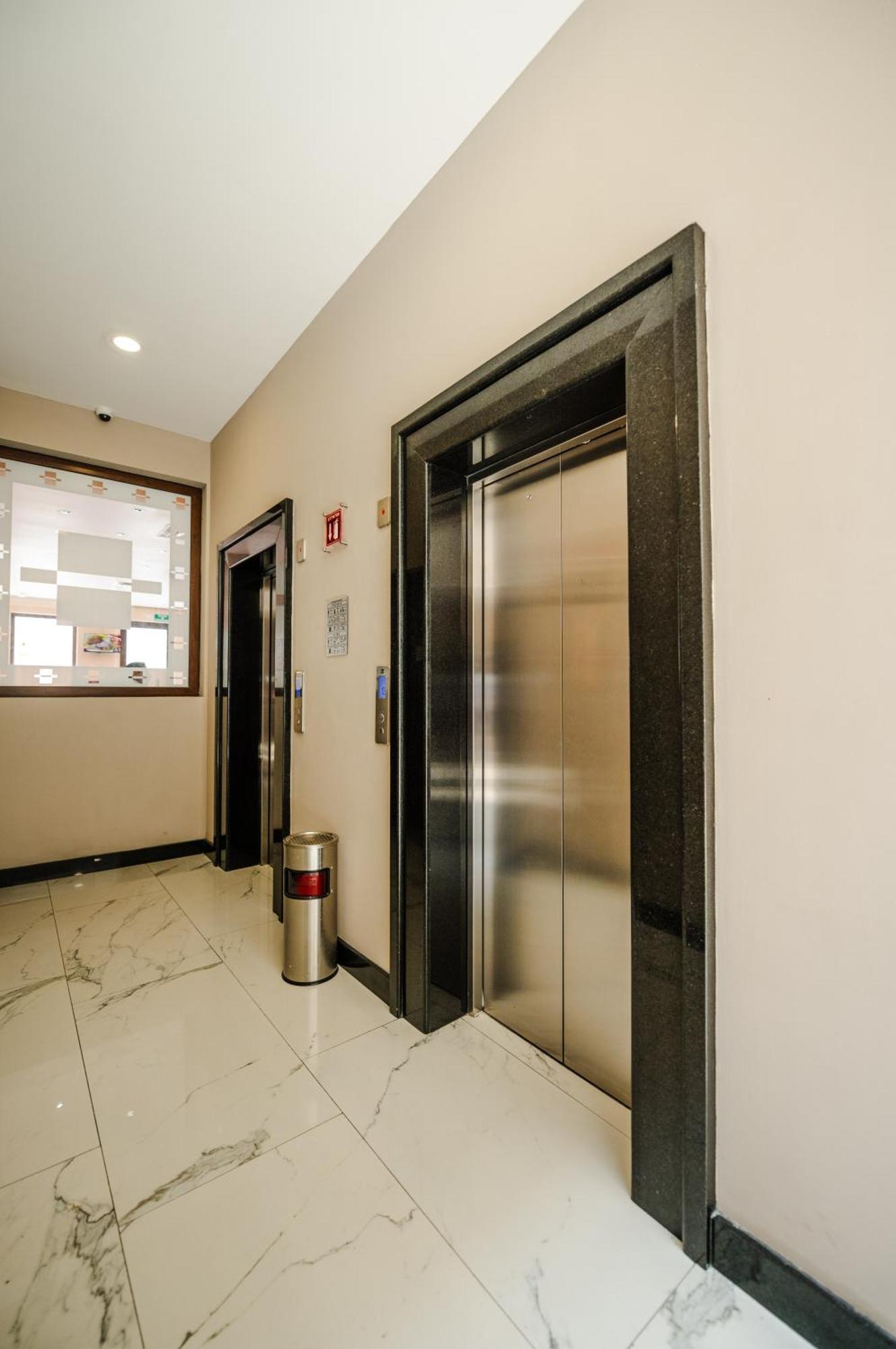 Hotel Centria Monterrey Extérieur photo
