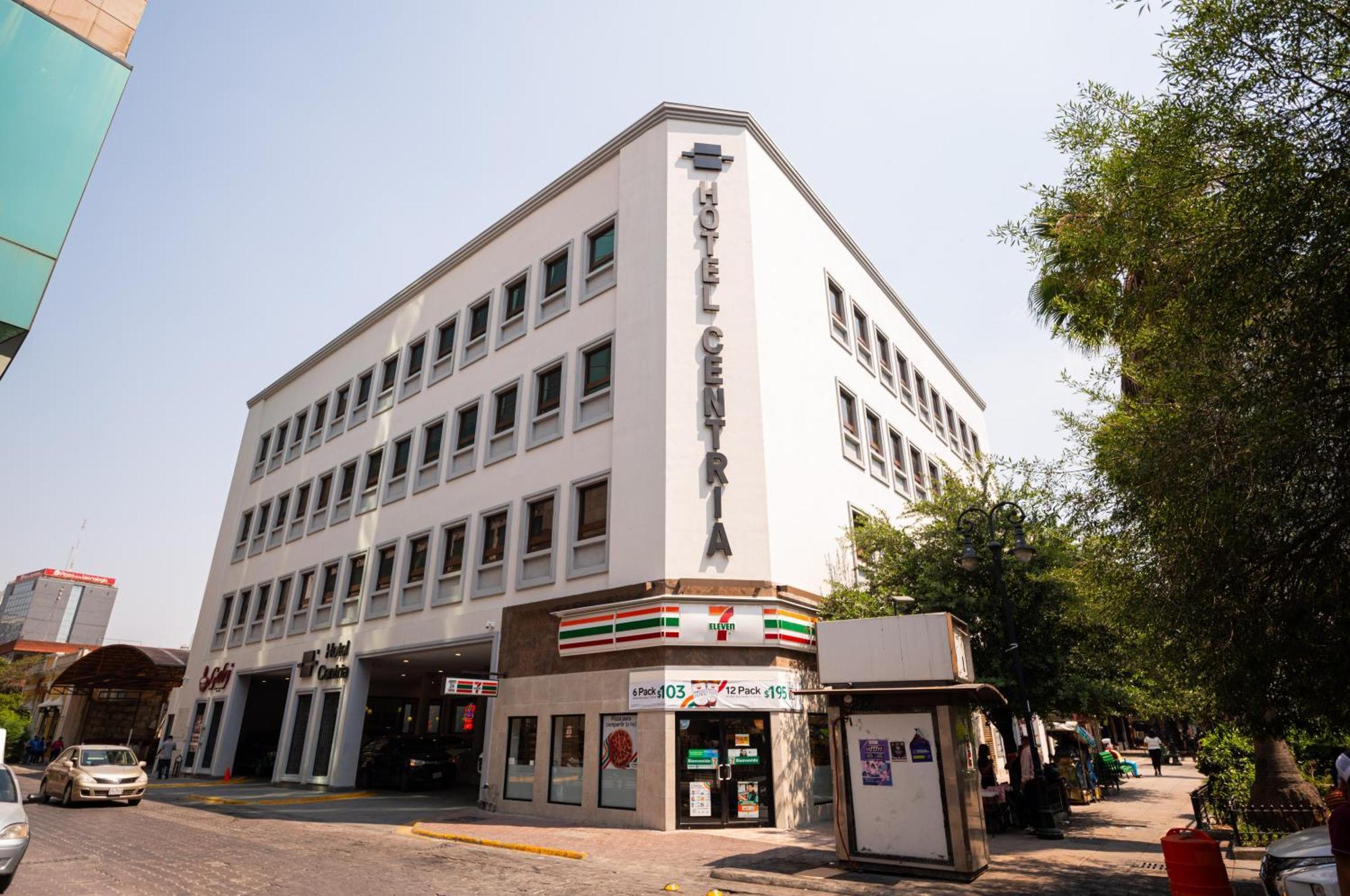 Hotel Centria Monterrey Extérieur photo