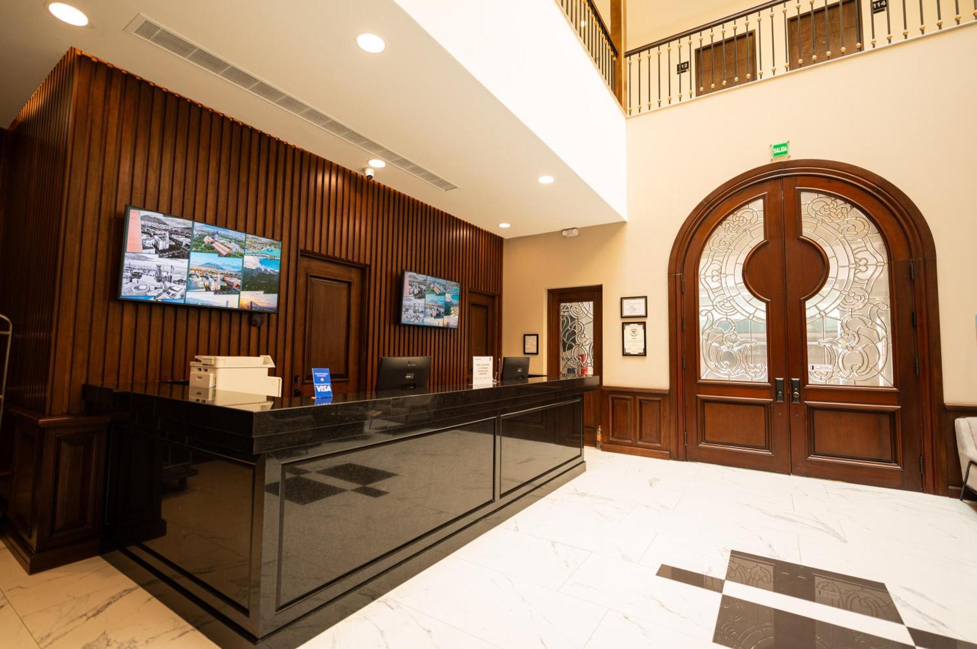 Hotel Centria Monterrey Extérieur photo